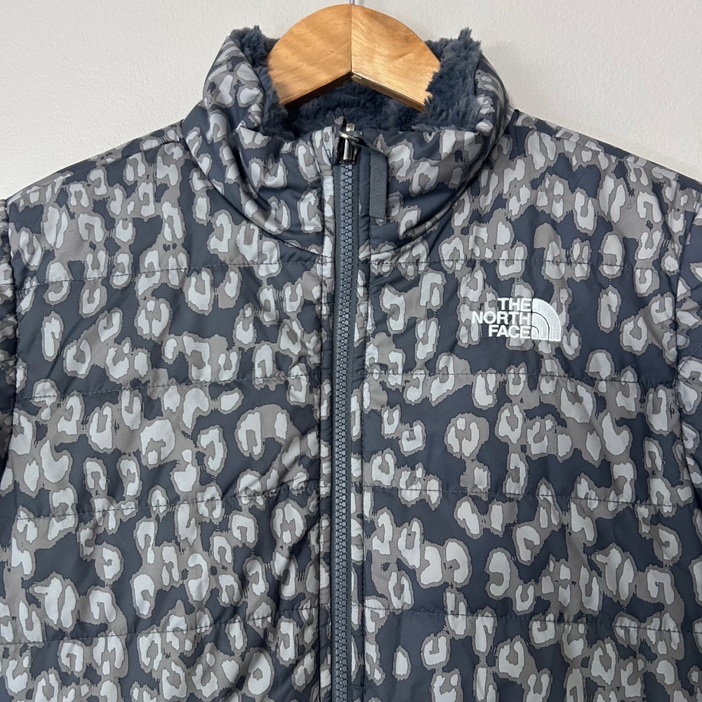 The North Face Mossbud Swirl Jacket Girls L 14/16 Reversible Leopard Fleece
